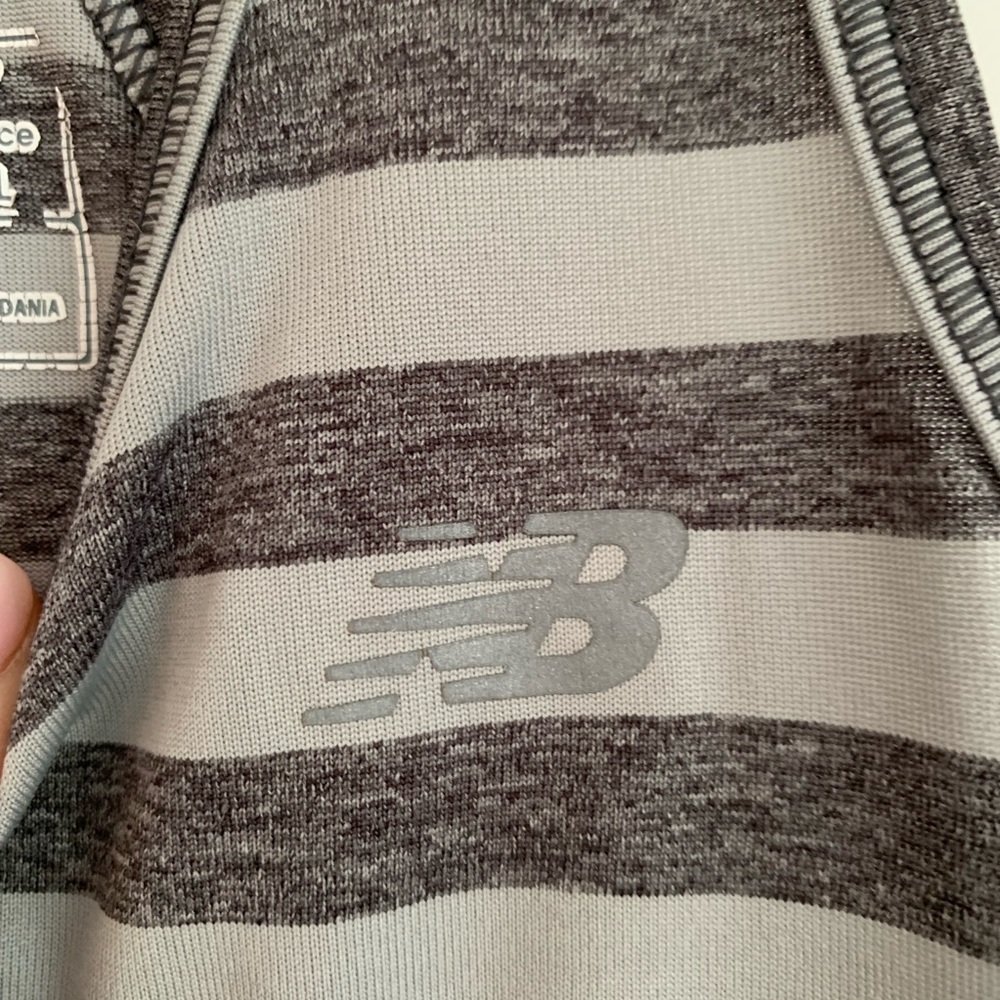 New Balance Work Out Tank Top Racerback - Picture 3 of 5